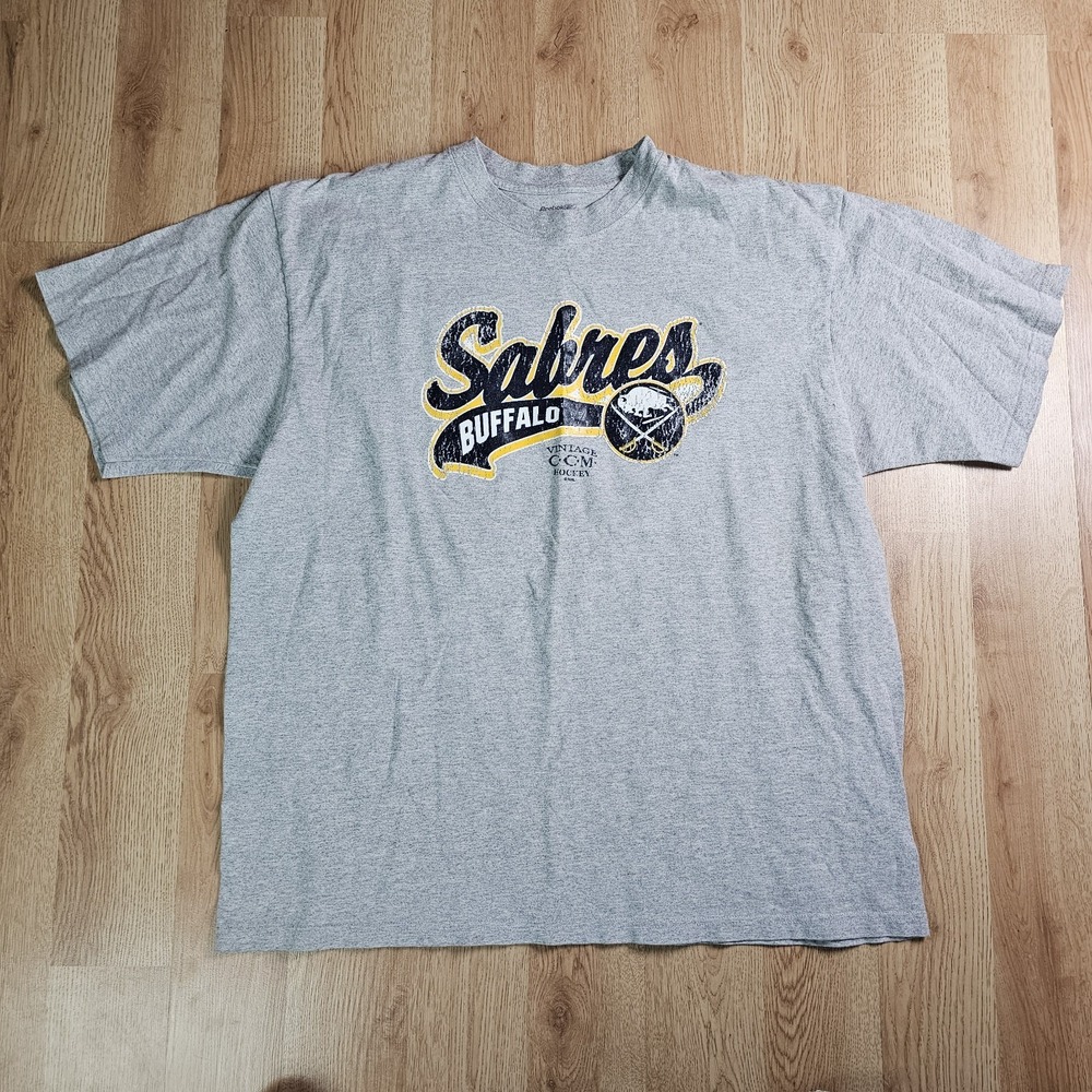 Reebok Buffalo Sabres T-Shirt Mens XL Gray Vintage CCM Hockey NHL Graphic Tee